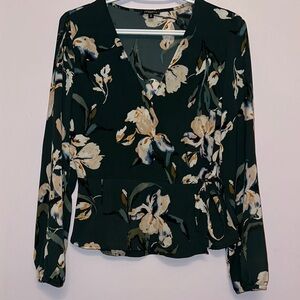 Dynamite V-Neck Long Sleeve Blouse